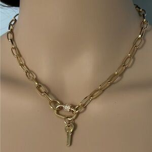 PAPERCLIP 📎 NECKLACE  NWT